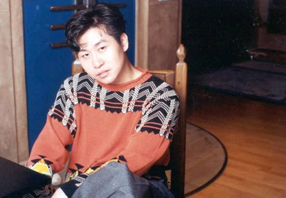 《麻花辫子》是上个世纪90年代最具影响力的华语人文歌手之一的郑智化