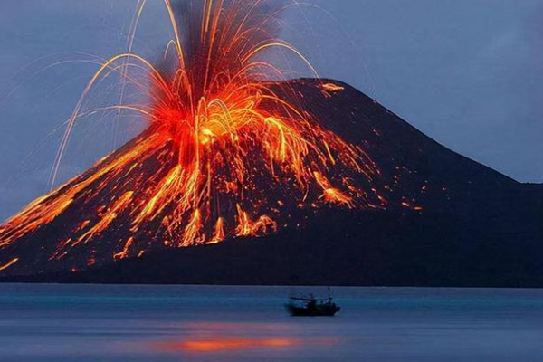 富士山什么时候爆发