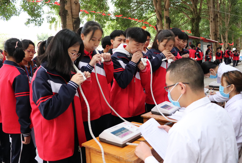 小学生肺活量标准