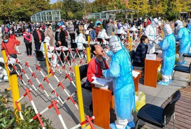 未做核酸超四天并拒扫场所码，青岛一女子被行拘五日，起到了哪些警示作用？