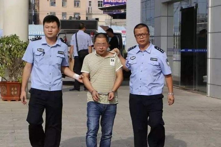 赤峰一男子酒后家暴孕妻，被民警一招制服，民警的举动挽救了什么？