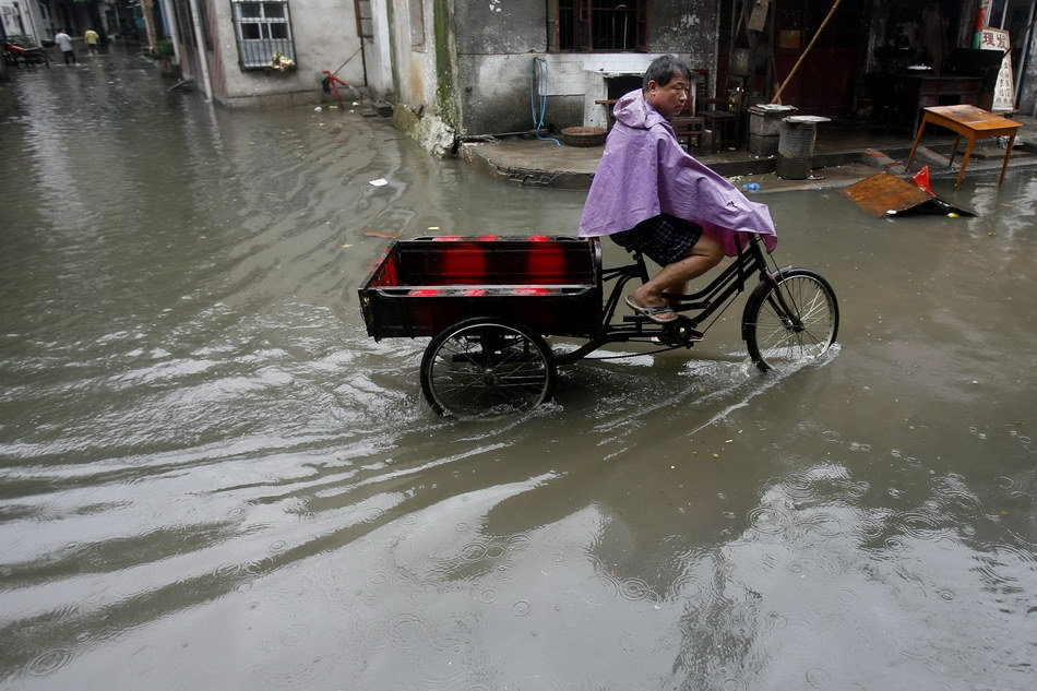 湖北大暴雨让一家五口遇难，如何避免此类悲剧的发生？