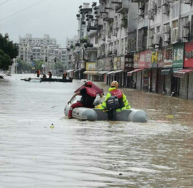 歙县高考语文因暴雨延期，现场的水情到底有多严重？