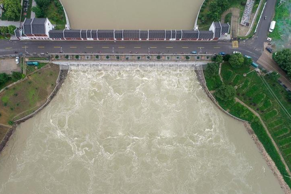 让河南300万人受灾的洪水将流入淮河流域，为什么是淮河呢？