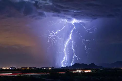 暴雨冰雹雷电来袭，湖北连发100多条预警，哪些地区受灾严重？