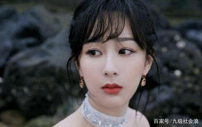 杨紫和张艺兴恋情曝光，他俩是怎么认识的？私底下关系如何？