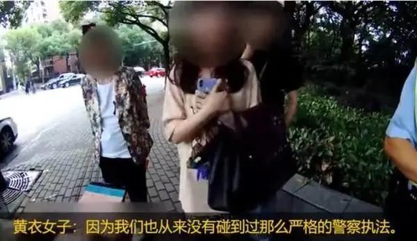 西安一外籍男子疑当街骚扰妇女，被扇耳光，怎样评价此女子的做法？