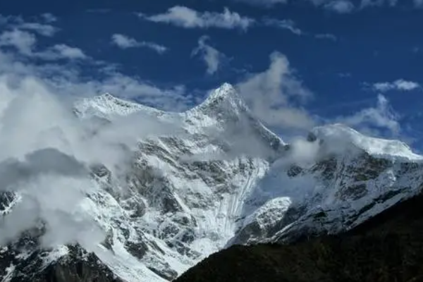 山山而川的意思