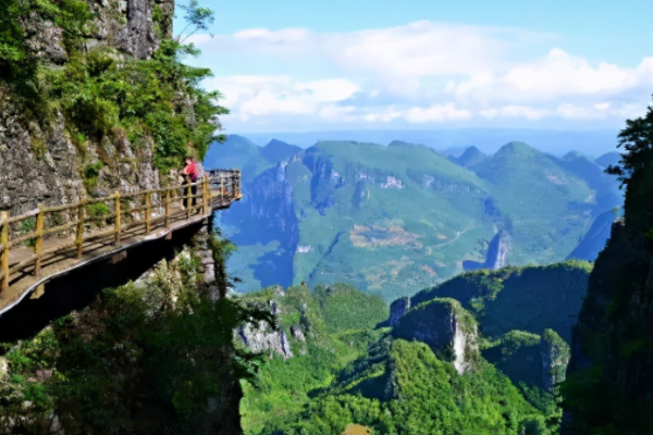 恩施旅游必去十大景点